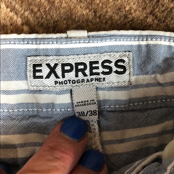 Express men’s Photographer shorts - Picture 2 of 3